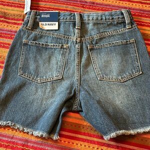 Old Navy Girls High-Rise Slouchy Straight Cut Off Distressed Denim Shorts NWT!!!